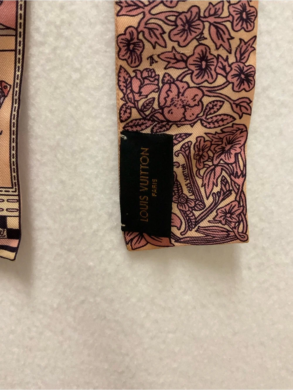 Louis Vuitton Silk Jeu De Louis BB Bandeau Pink